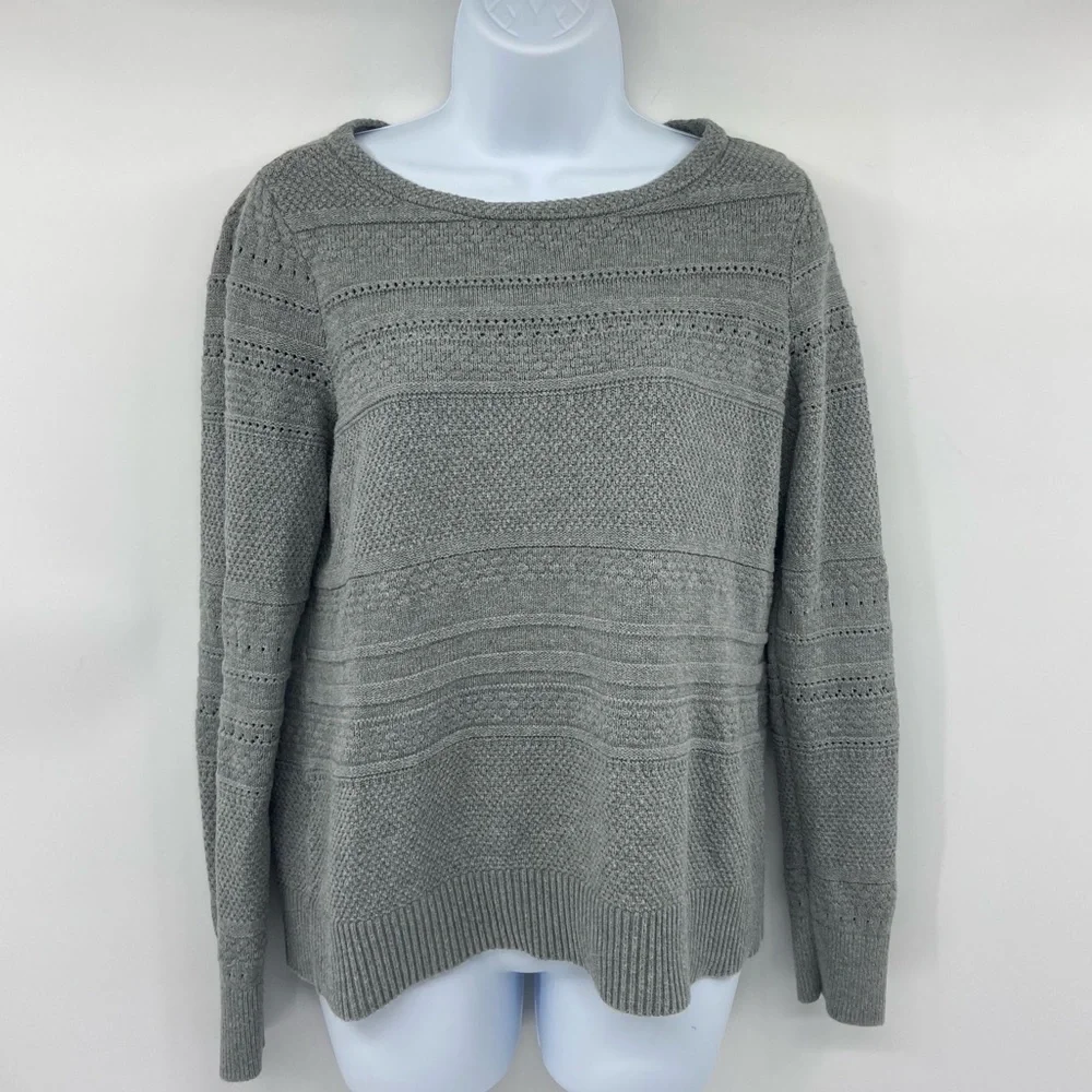 Loft Women’s Grey Knit Sweater Size Medium - Picture 2 of 7